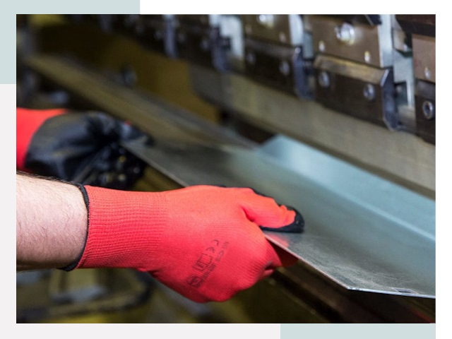 Гибка металла в Ялуторовск от 620 руб. - Надёжно и быстро